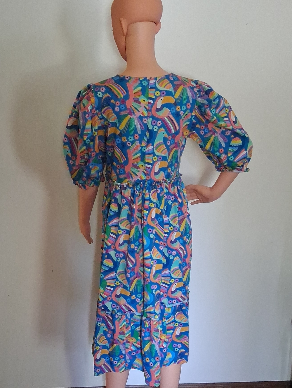 Briton Court Dress - Picture 2 of 9